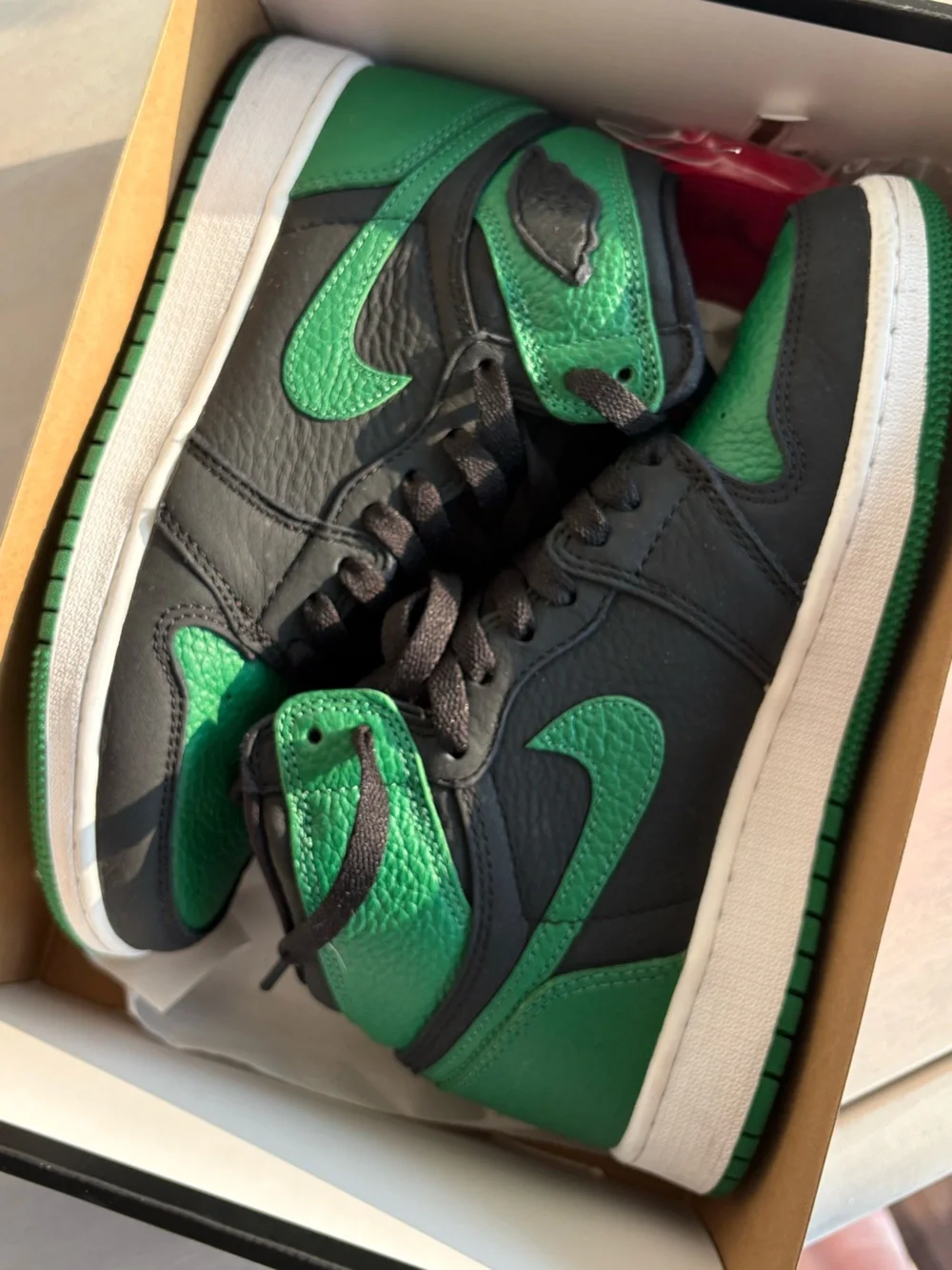 Jordan 1 Sneakers - Premium Leather